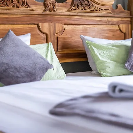 فندق مبيت وإفطار Hotel Bannewitz B&B