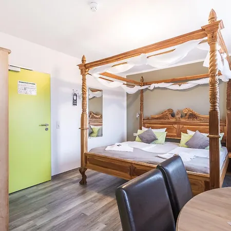 Hotel Bannewitz B&B Bed & Breakfast 4*