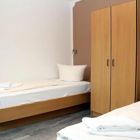 فندق مبيت وإفطار Hotel Bannewitz B&B Bannewitz