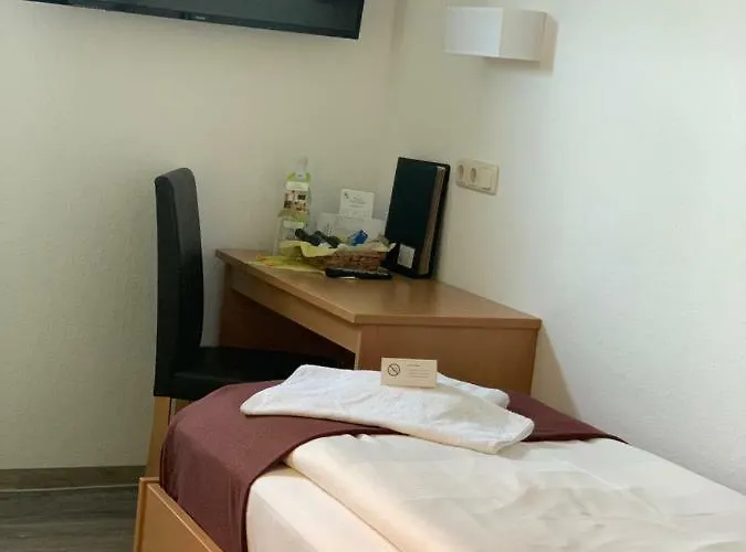 Frühstückspension Hotel Bannewitz B&B 4*