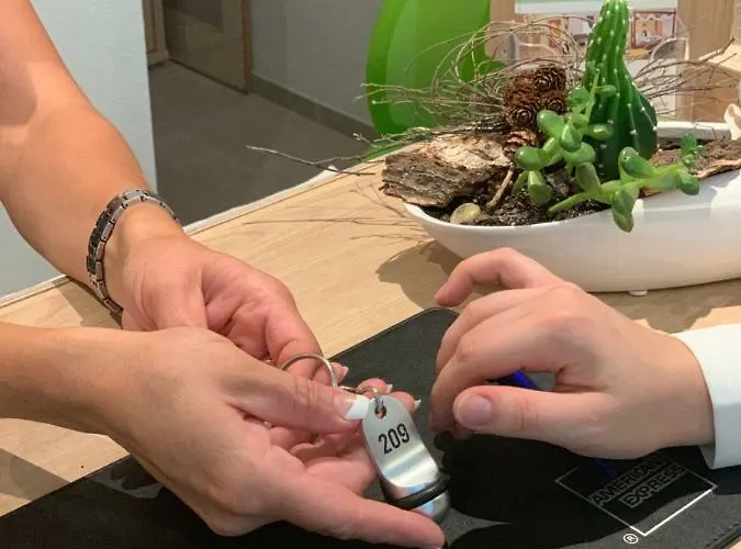 Bed and breakfast Hotel Bannewitz B&B 4*